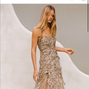 SHONA JOY CLAUDETTE RUCHED FRILL MAXI DRESS